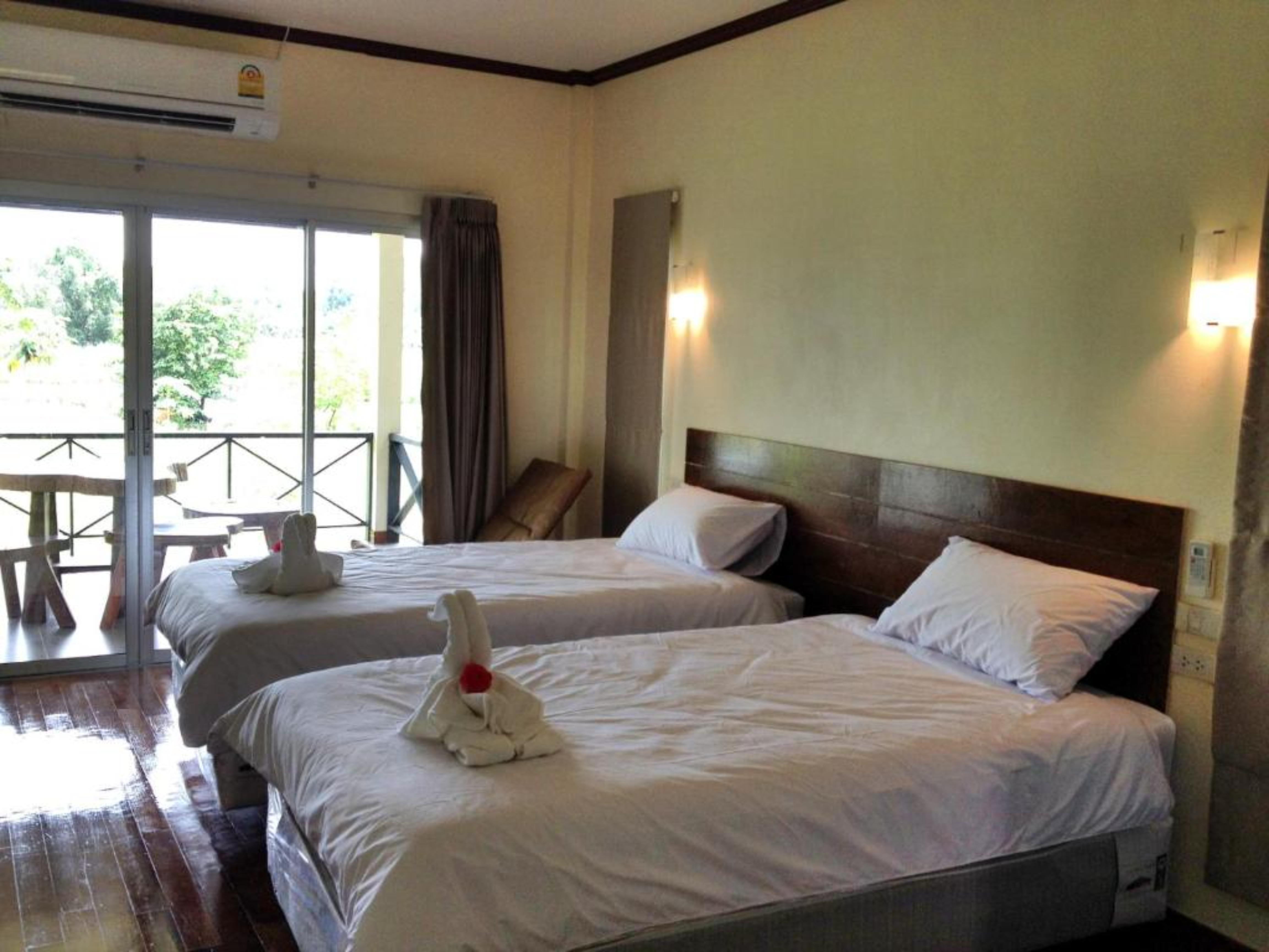 Be Fine Sabuy Hotel And Resort Surat Thani Bagian luar foto