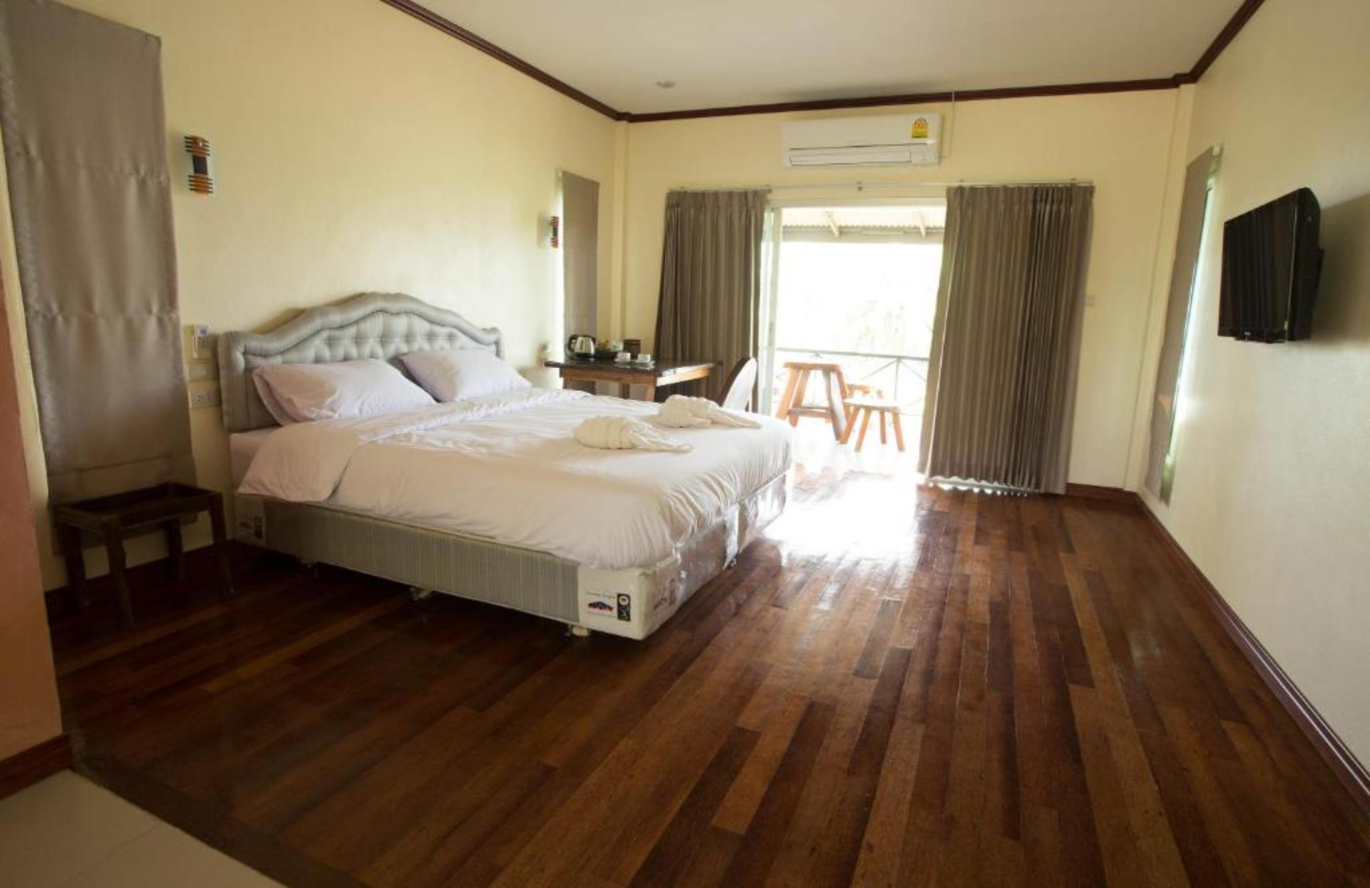 Be Fine Sabuy Hotel And Resort Surat Thani Bagian luar foto