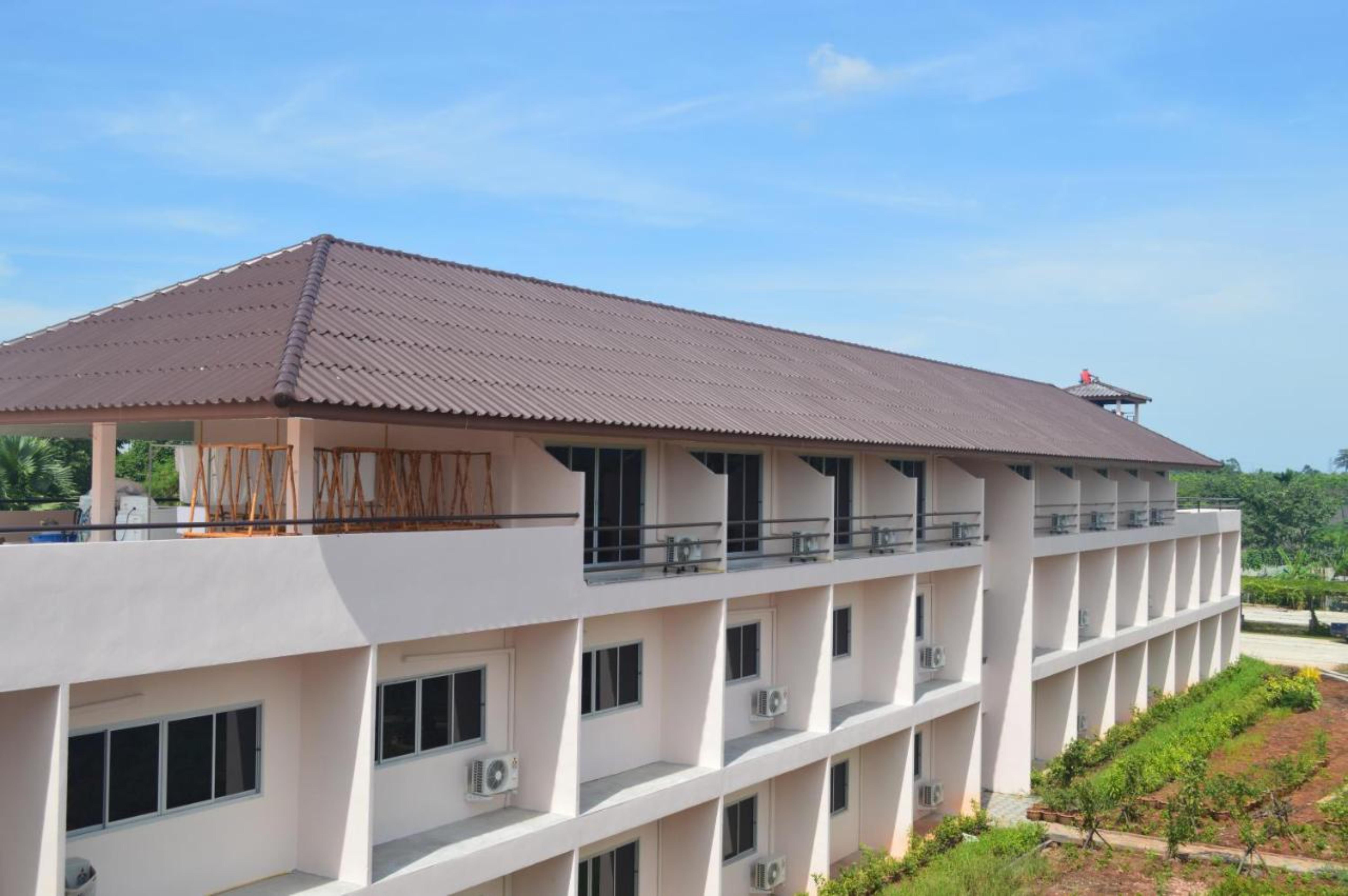 Be Fine Sabuy Hotel And Resort Surat Thani Bagian luar foto