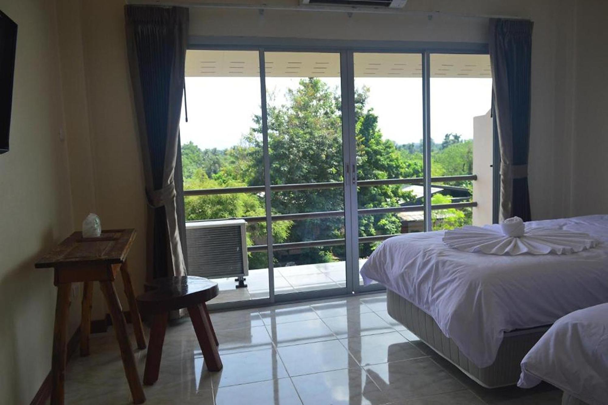 Be Fine Sabuy Hotel And Resort Surat Thani Bagian luar foto