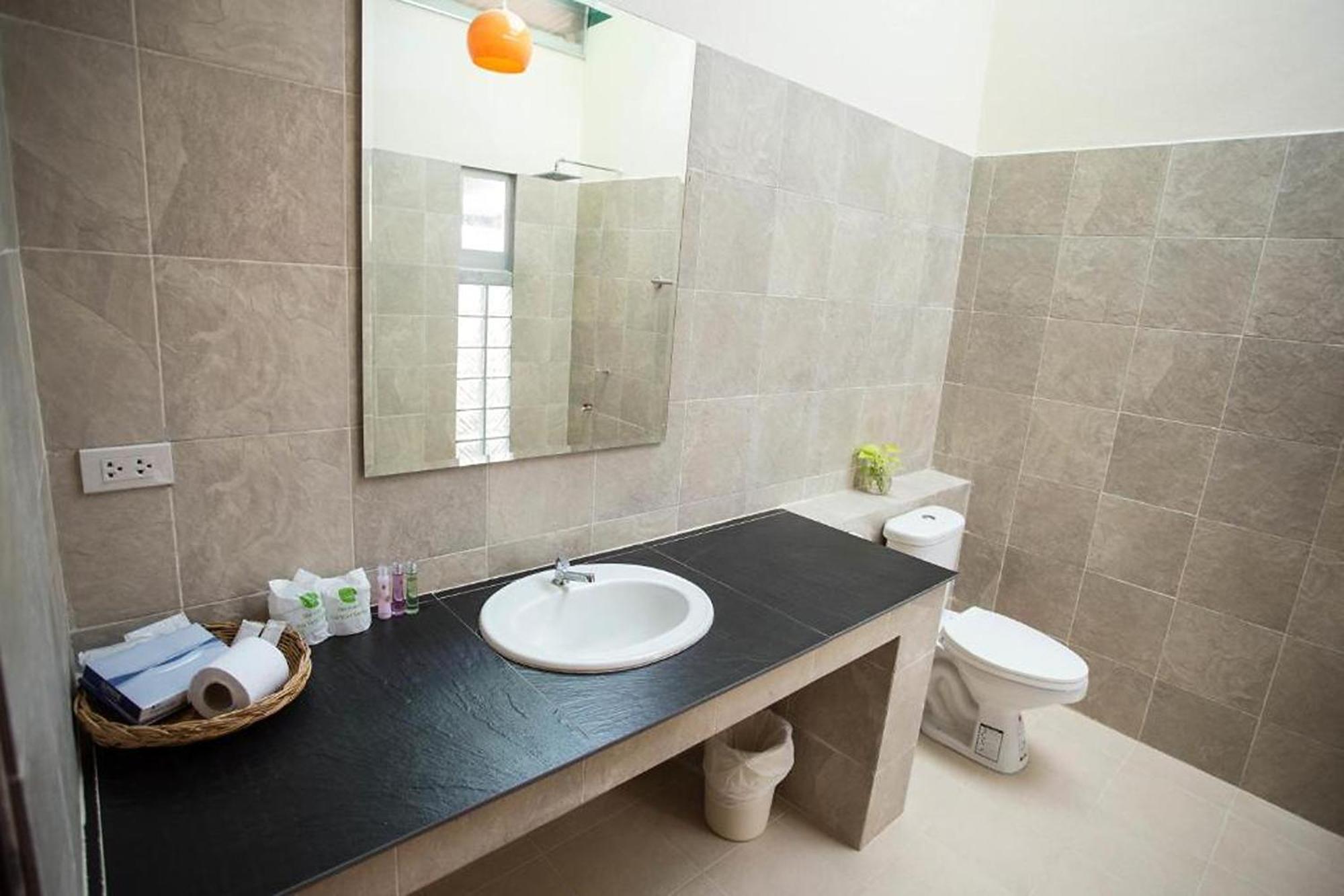 Be Fine Sabuy Hotel And Resort Surat Thani Bagian luar foto